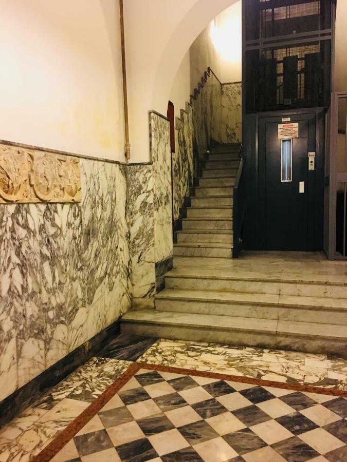 Grande Archivio Napoli 22 Hotel Exterior photo